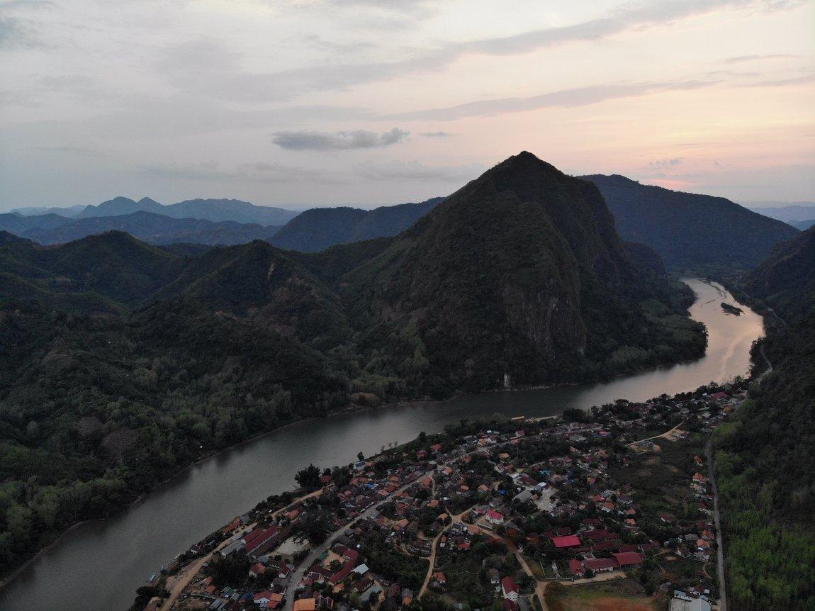 03nk17.jpg 03nk17.jpg