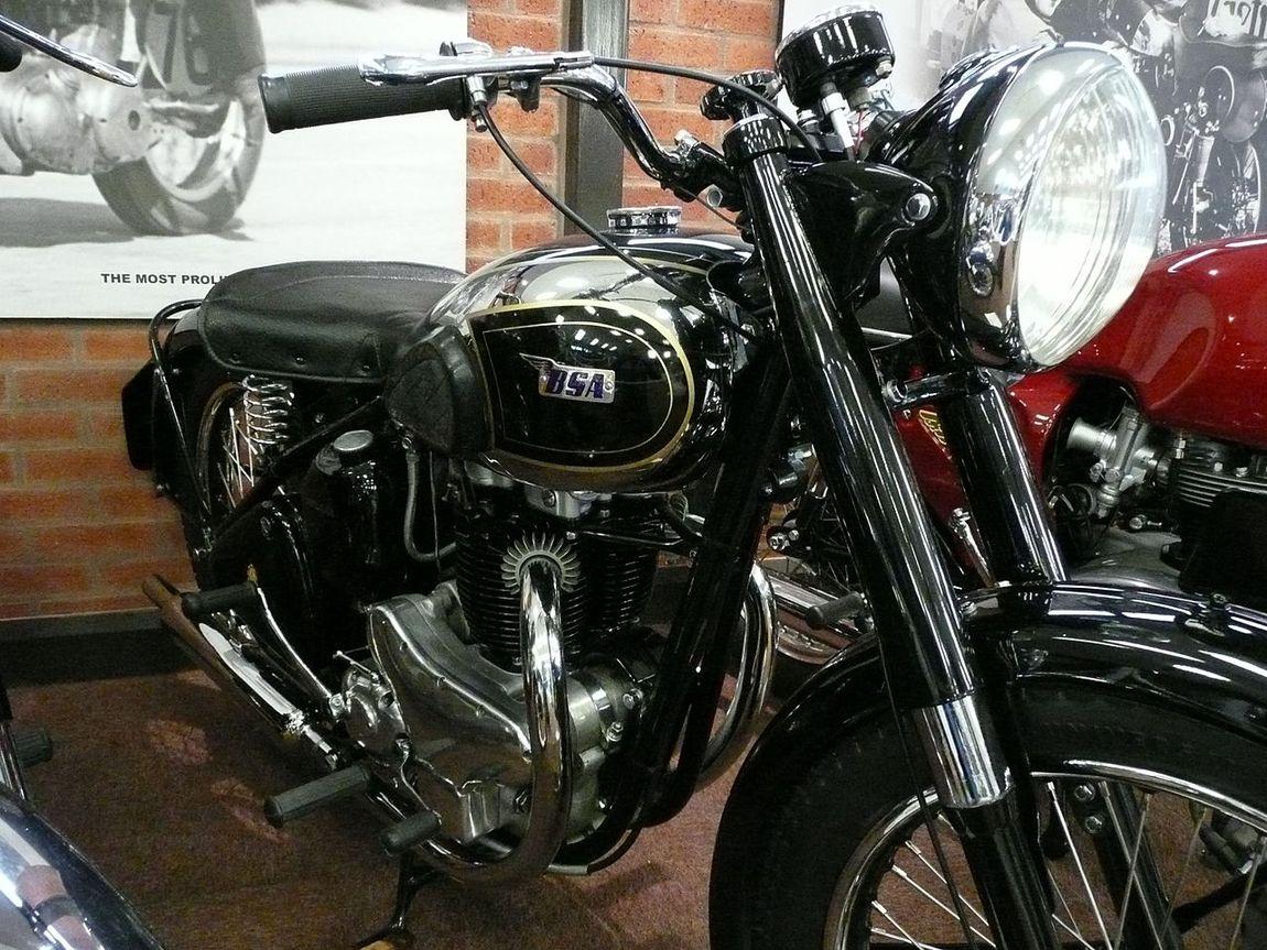 1280px-BSA_A7_1949.jpg