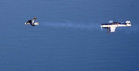 138037604-M.jpg