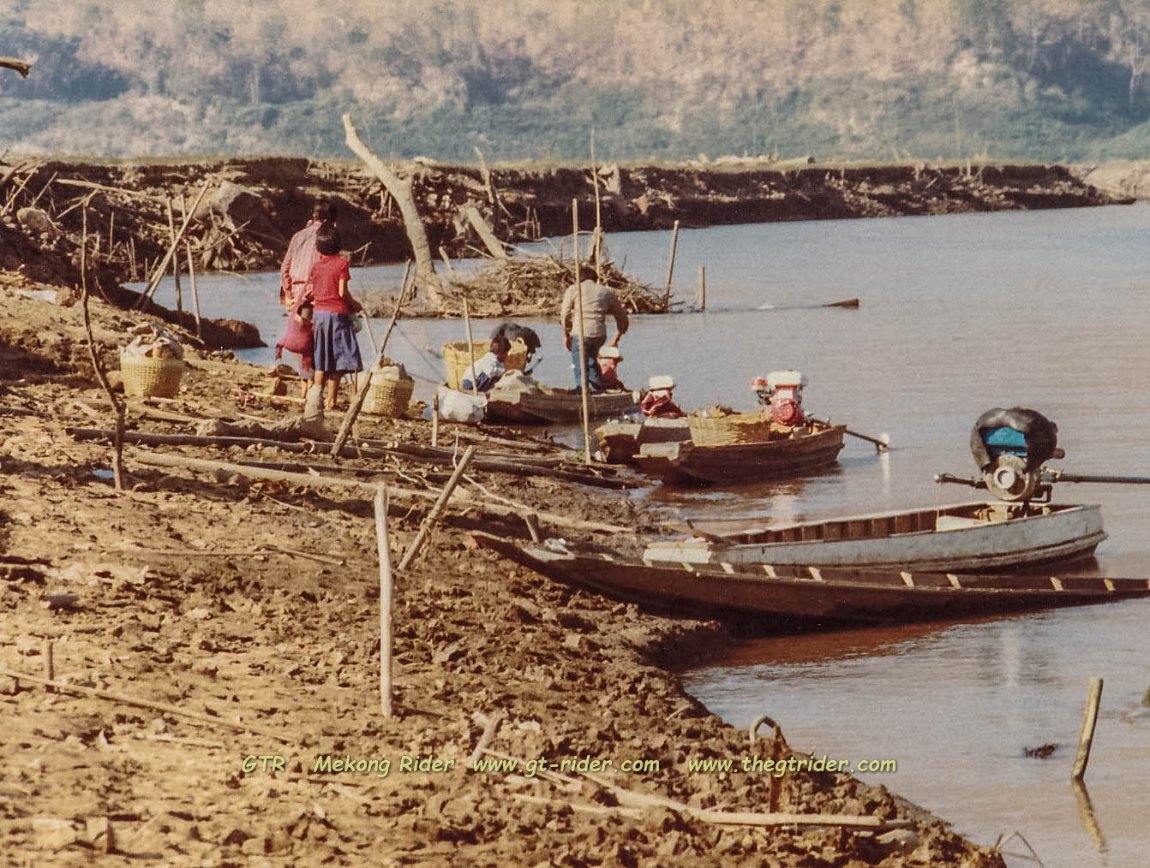 1979 - Doi Tao in dry season 4-239-127.jpg