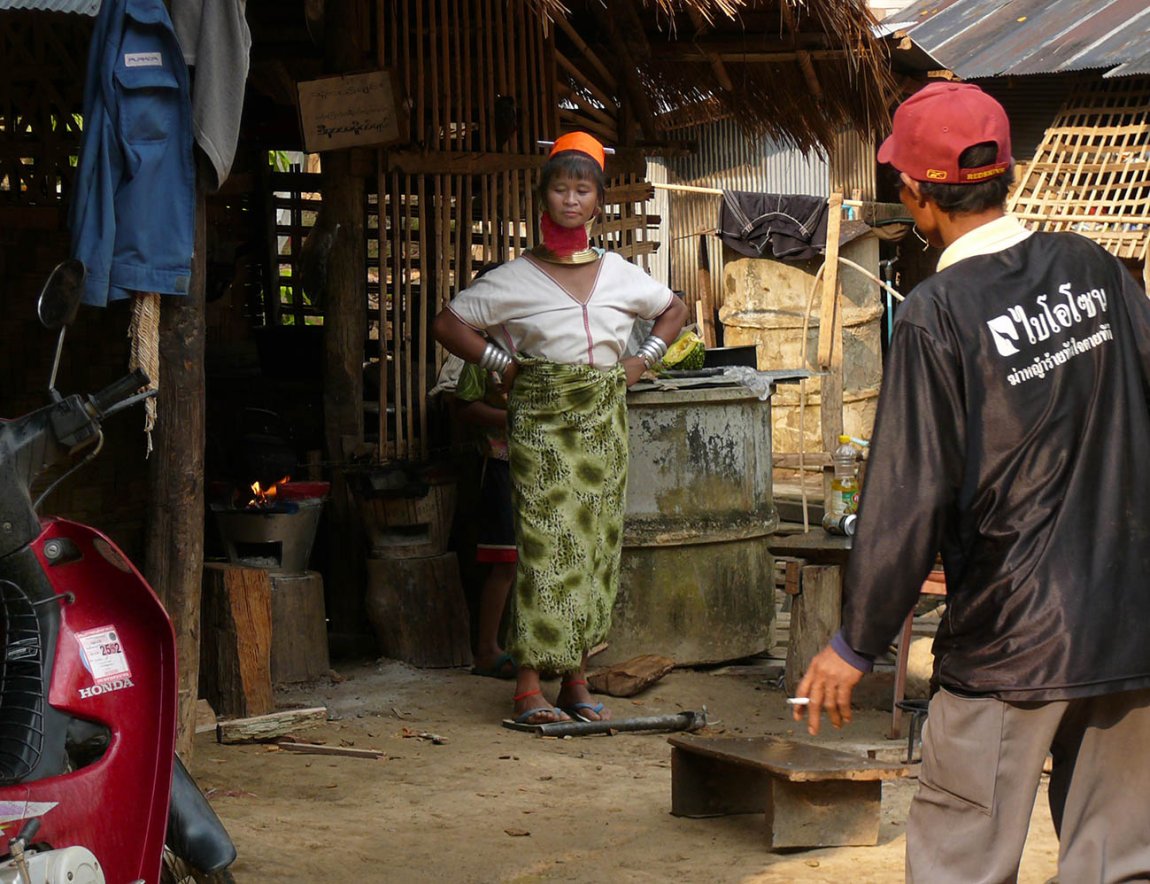 2009-03-24 17.36 Heated Discussion.jpg