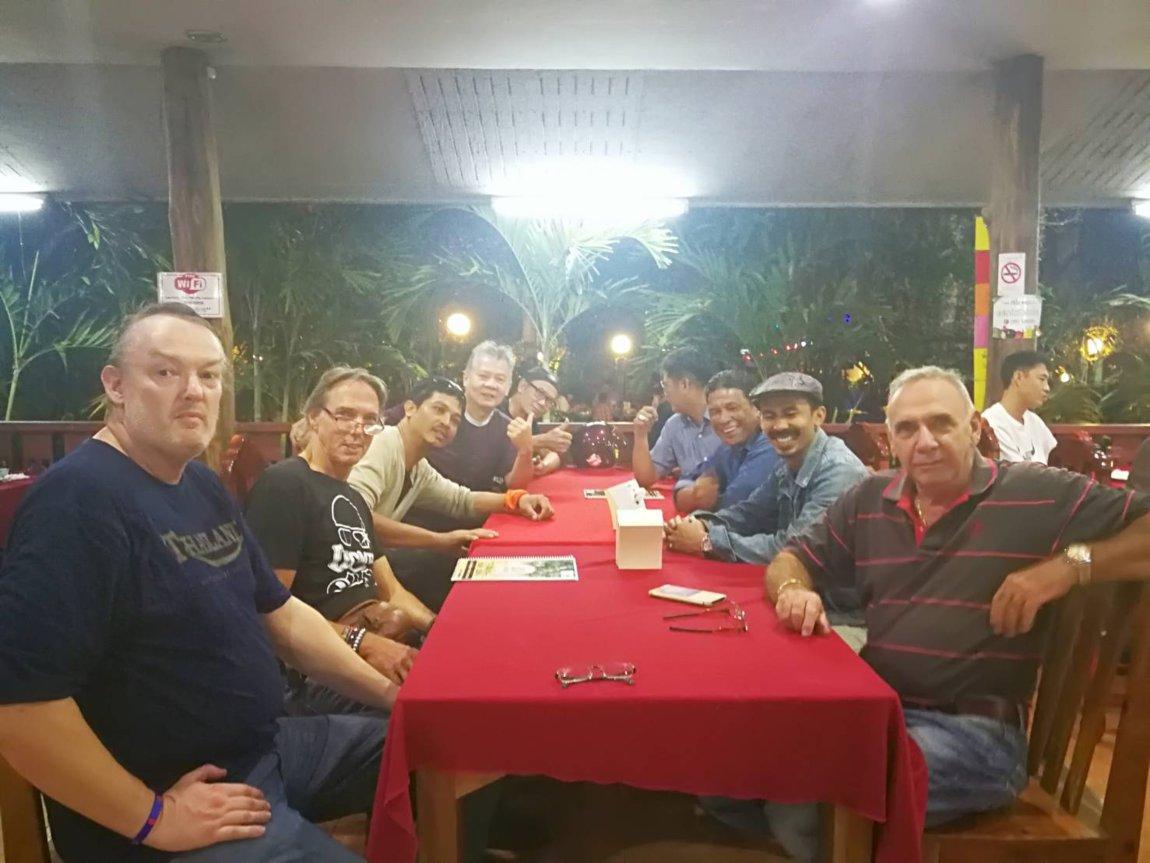 2017-12-09 20.28.54.jpg