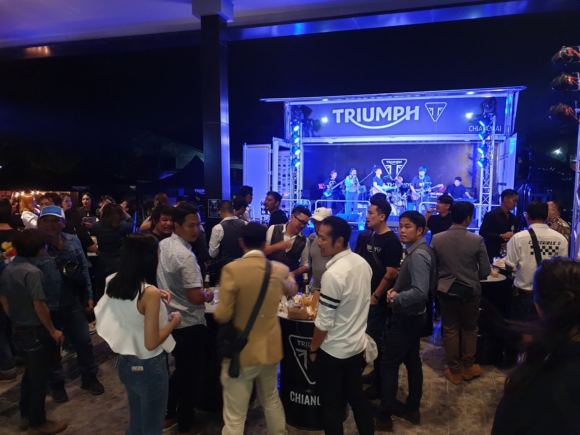 2019-09-29 19.26.07.jpg