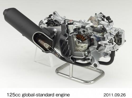 272789=5684-honda-125-scooter-engine-02-500x372.jpg