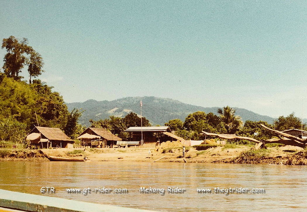 28th October 1980  -kok river views 2.jpg