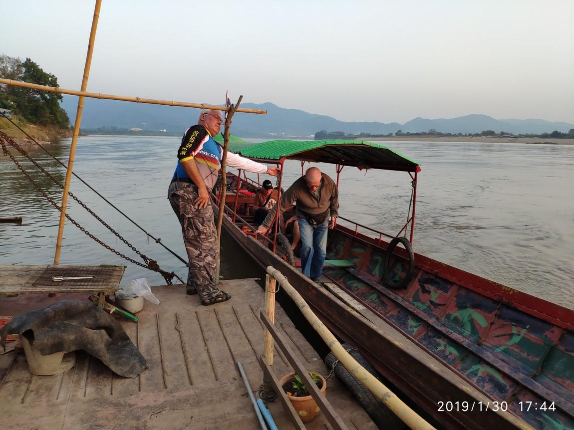 5-mekong-boat-trip (8).jpg 5-mekong-boat-trip (8).jpg