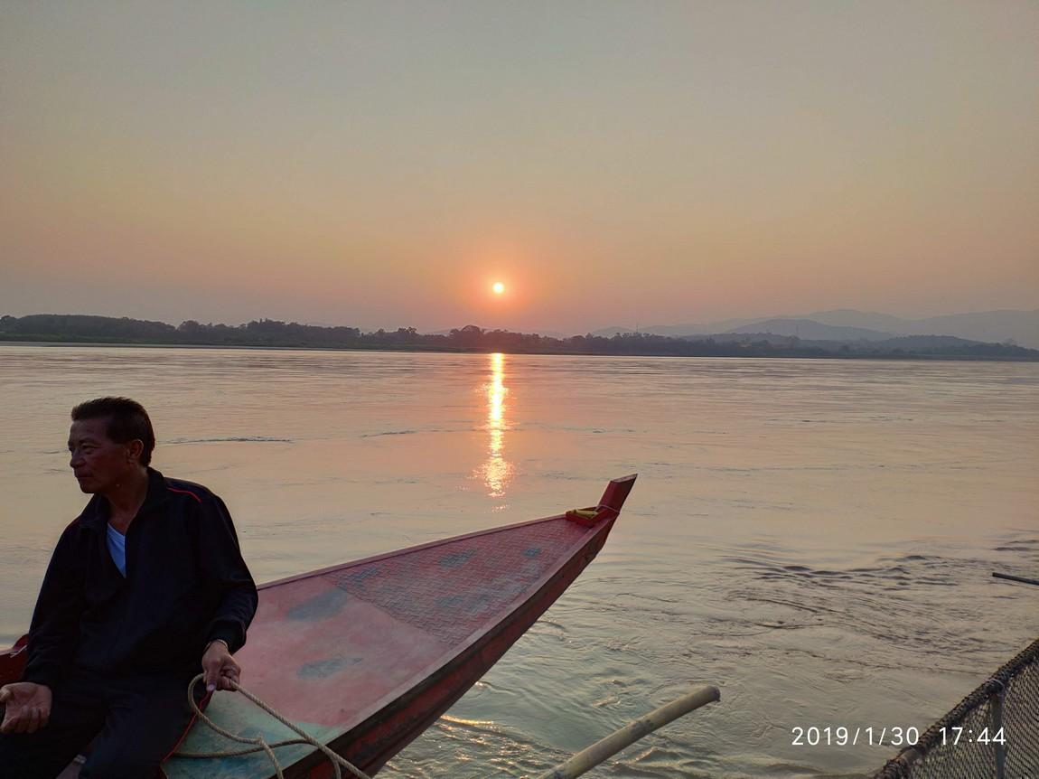 5-mekong-boat-trip (9).jpg 5-mekong-boat-trip (9).jpg