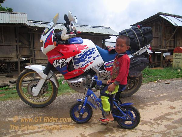 537621430_vh4dU-M.jpg 537621430_vh4dU-M.jpg