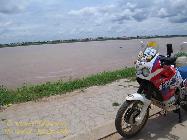 549864596_7Y6WD-M.jpg 549864596_7Y6WD-M.jpg