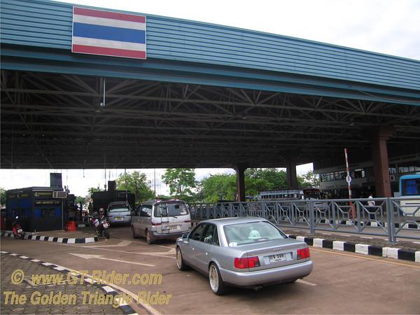 588696340_atb9L-M.jpg 588696340_atb9L-M.jpg