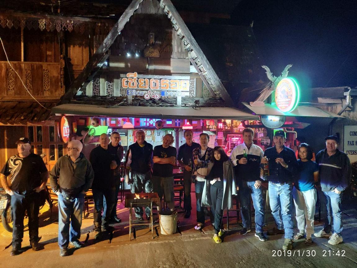 7-mid-town-chiang-khong-pub.jpg 7-mid-town-chiang-khong-pub.jpg
