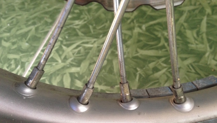 Bad Spoke Lacing in CM..jpg
