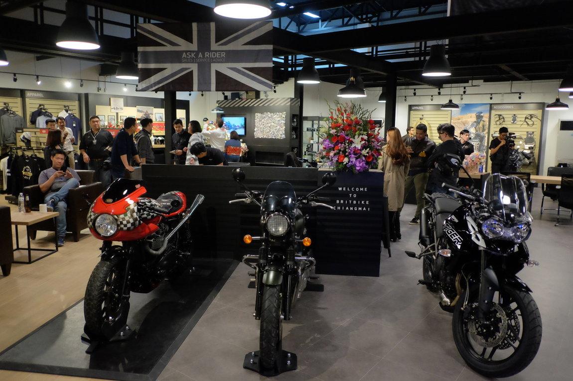 BritBikes_CM_2018_showroom_1.jpg