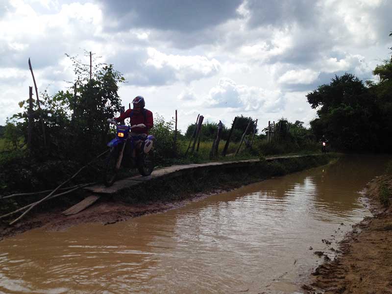 enduro-cambodia-gang-ways.jpg