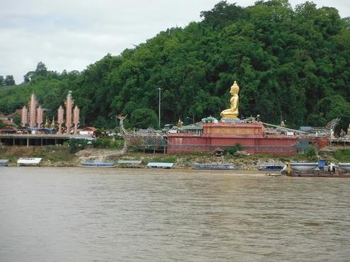 GoldernTriangleLaosside2.jpg GoldernTriangleLaosside2.jpg