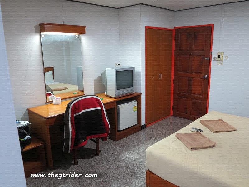 GTR - IMG_1425.JPG GTR - IMG_1425.JPG