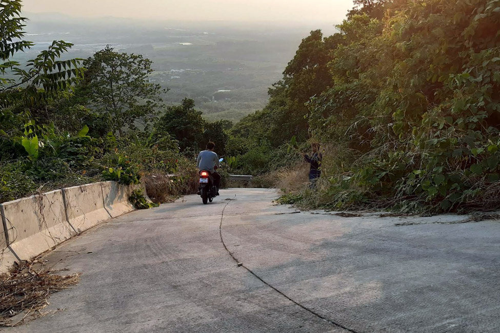 Khao Ang Kaew Viewpoint 2.jpg