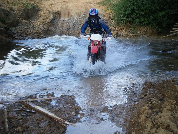Laos-Motorcycle-Asia11.jpg Laos-Motorcycle-Asia11.jpg