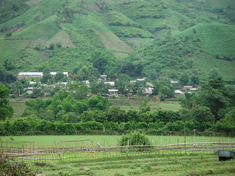 Laos-Xam Neua-Muang et-Motorcycle (55).JPG Laos-Xam Neua-Muang et-Motorcycle (55).JPG