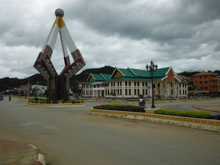 Laos-Xam Neua-Muang et-Motorcycle (67).JPG Laos-Xam Neua-Muang et-Motorcycle (67).JPG