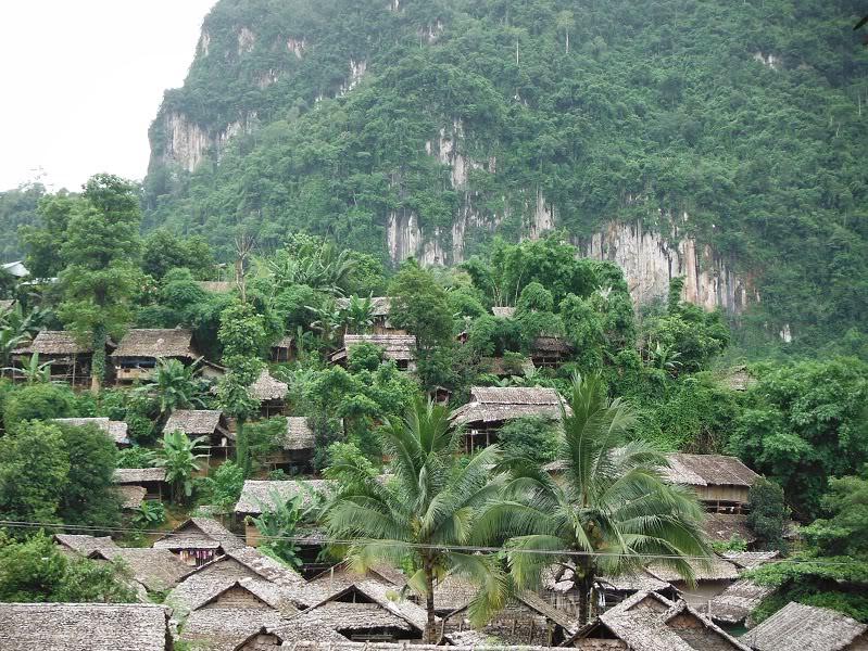 MaeSot-MaeSarieng11.jpg