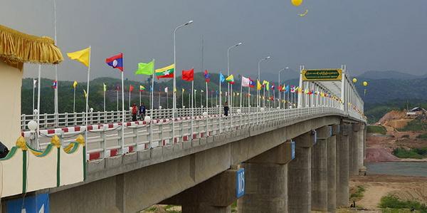 Myanmar-Laos-Friendship-Bridge.jpg