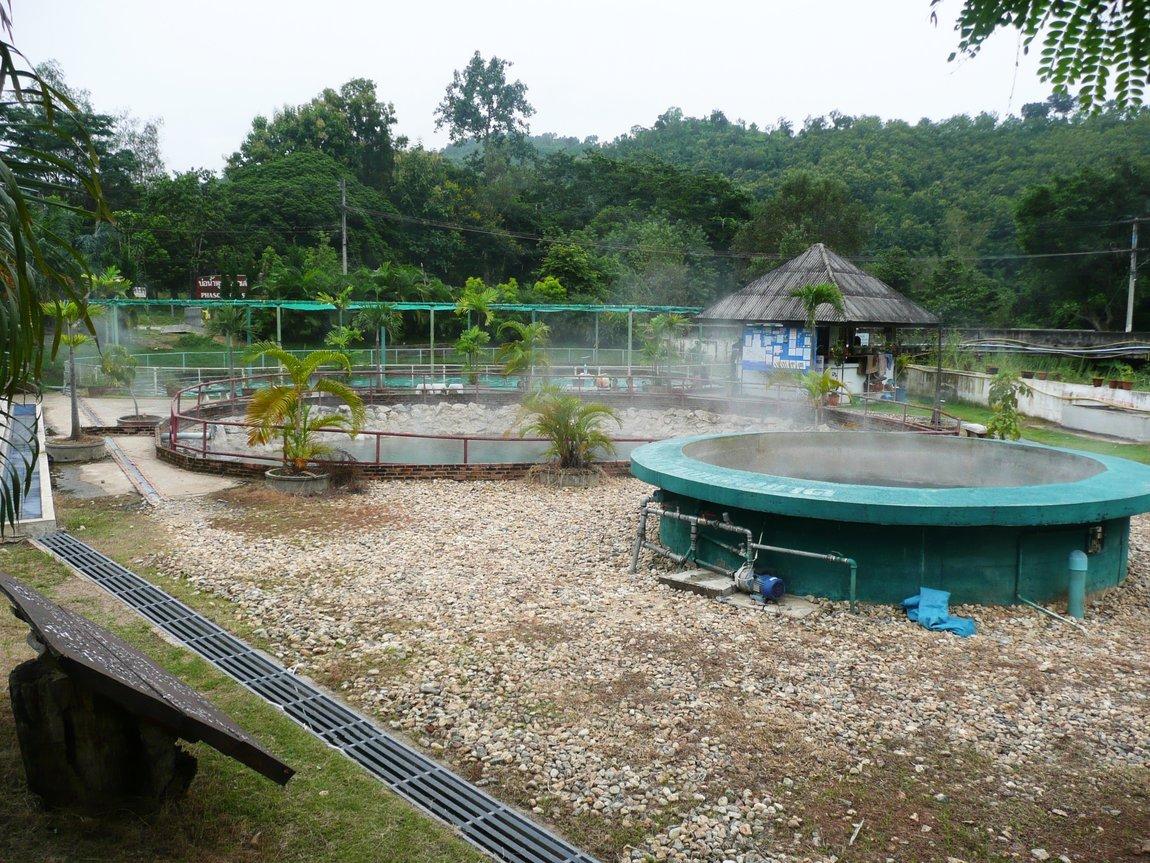 pha-seot-hot-springs-2.JPG