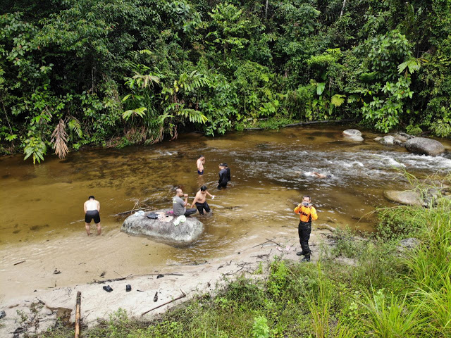 photo6131958700542372102.jpg photo6131958700542372102.jpg