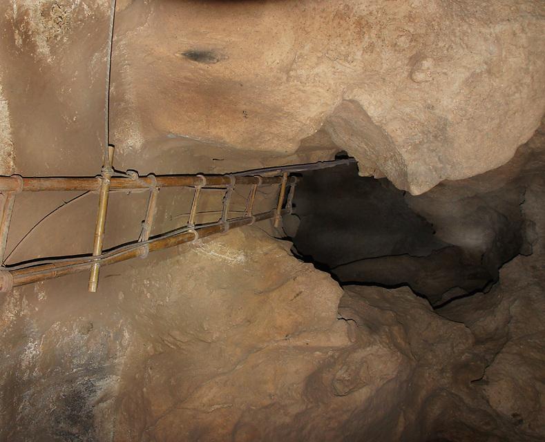 pranang-railey-cave-01-thumb.jpg