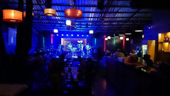 Rhino pub and bistro fang Chiang Rai (5).JPG