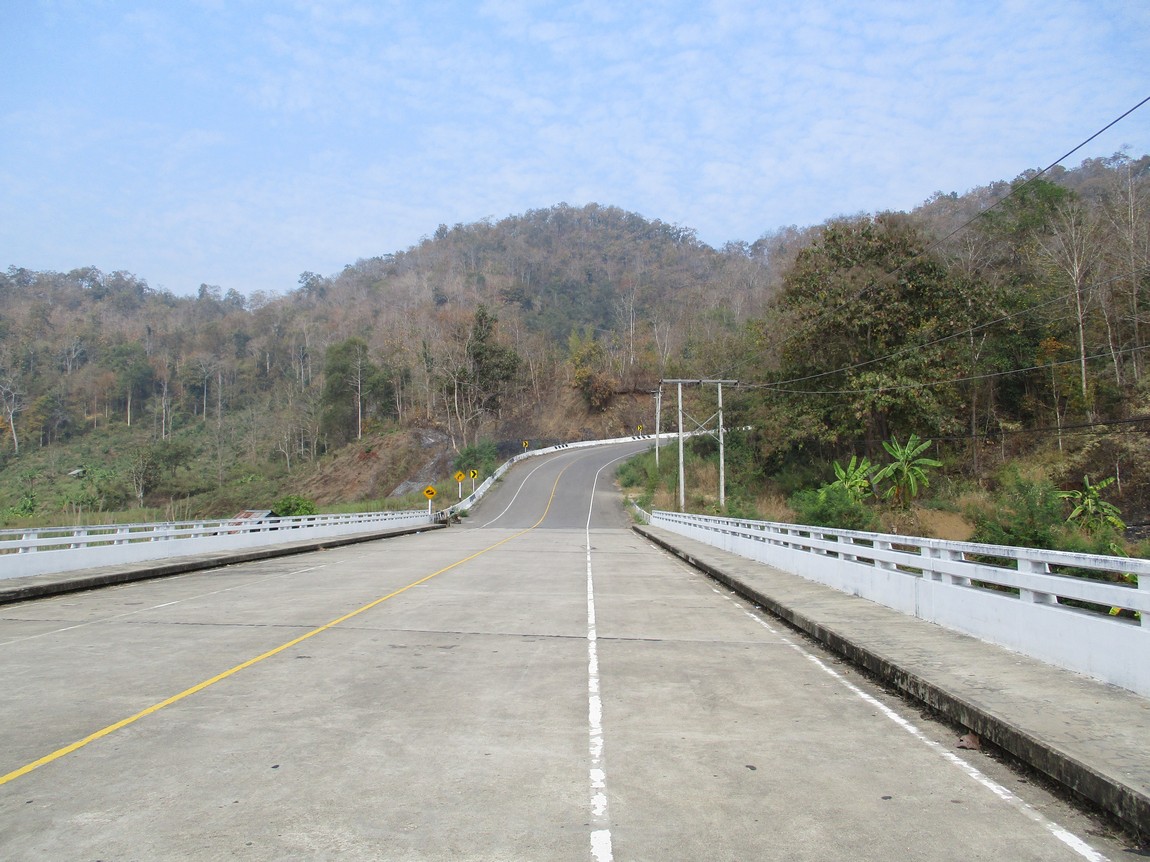 Route-105-Mae-Saring-Mae-Sot (2).JPG