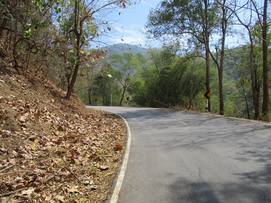 Route-1175-Mae-Ramat-Noi-to-1107 (18).JPG