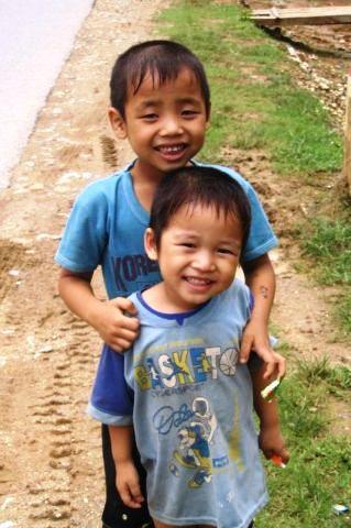 vietnam-village-kids.jpg