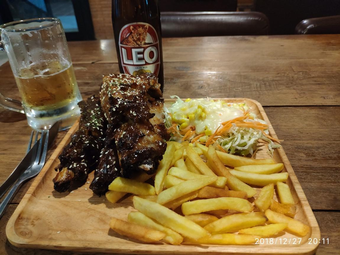 xl-steakhouse-ribs-1.jpg